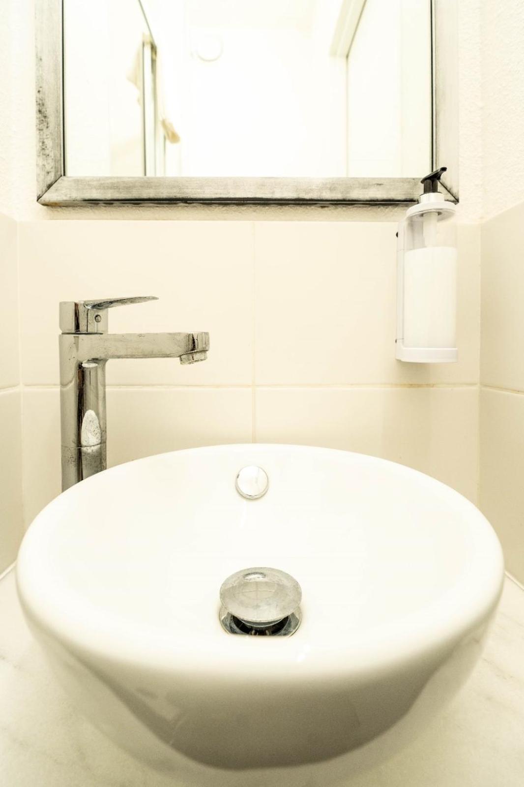 Kyriad Direct - Provence Verte Hotel 2*