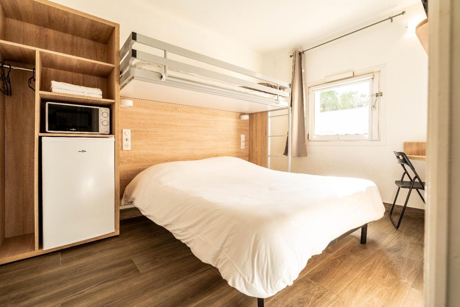 Hotel Kyriad Direct - Provence Verte 2*